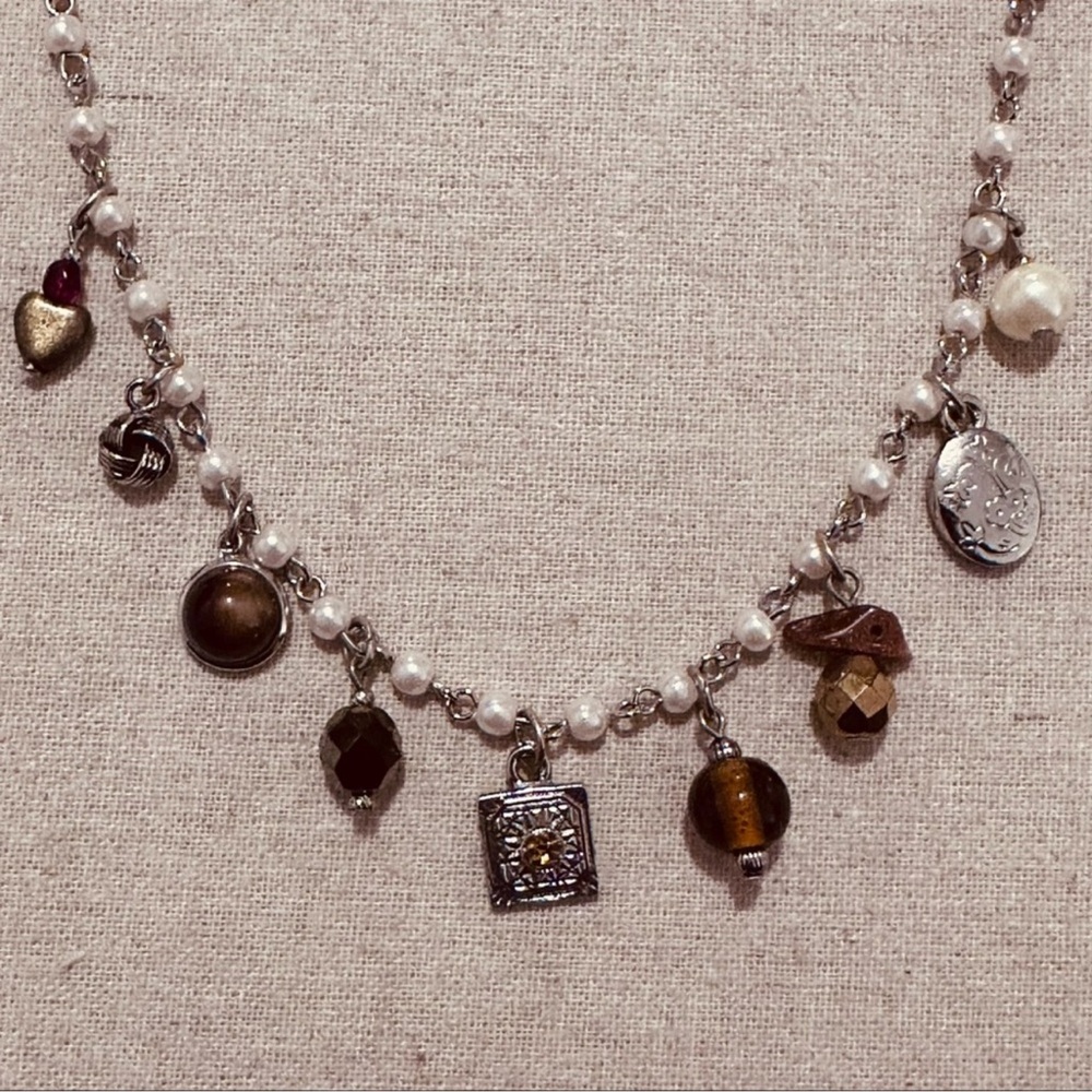 Vintage | Necklace | Limited Charm Faux Pearl Necklace - Picture 5 of 11